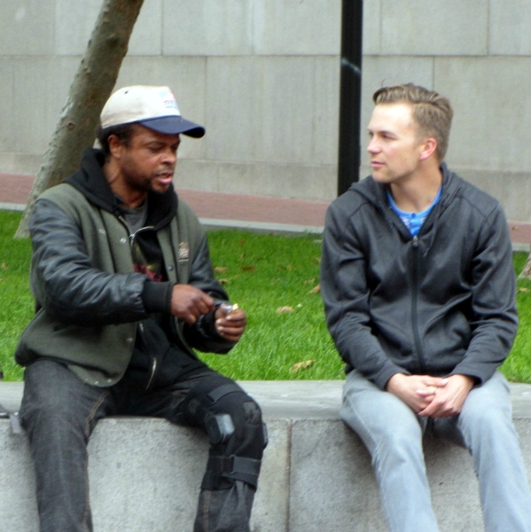 AMOS (RIGHT) WITNESSES TO DWIGHT AT UN PLAZA